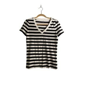 Gap V-neck T-shirt